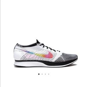 Nike Be True Flyknit Racer. Men’s 6 Women’s 7.5